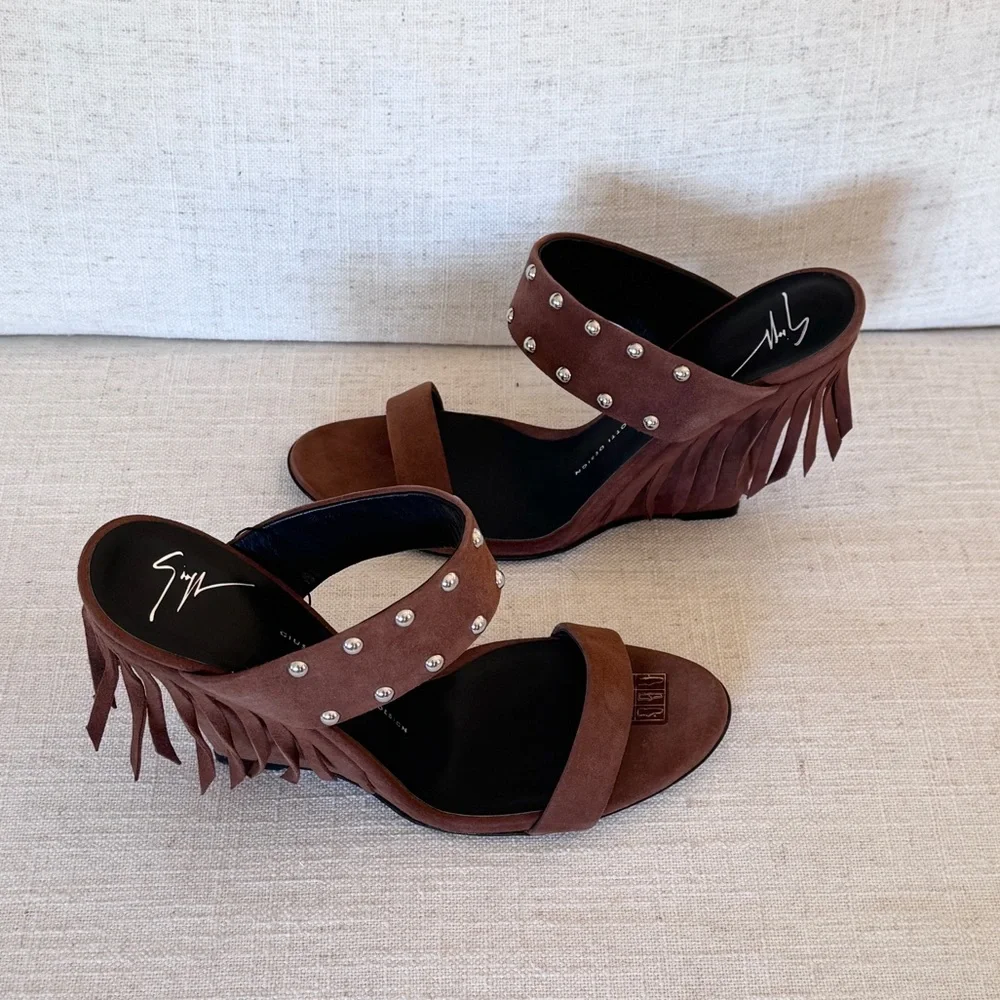 GIUSEPPE ZANOTTI Women’s Brown Suede Fringe Wedge Sandals‎ Size 41